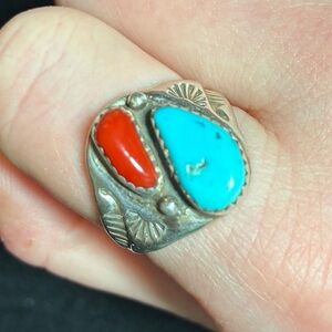 Vintage Navajo Molly & Bob Lincoln (?) Turquoise and Coral Ring size 10